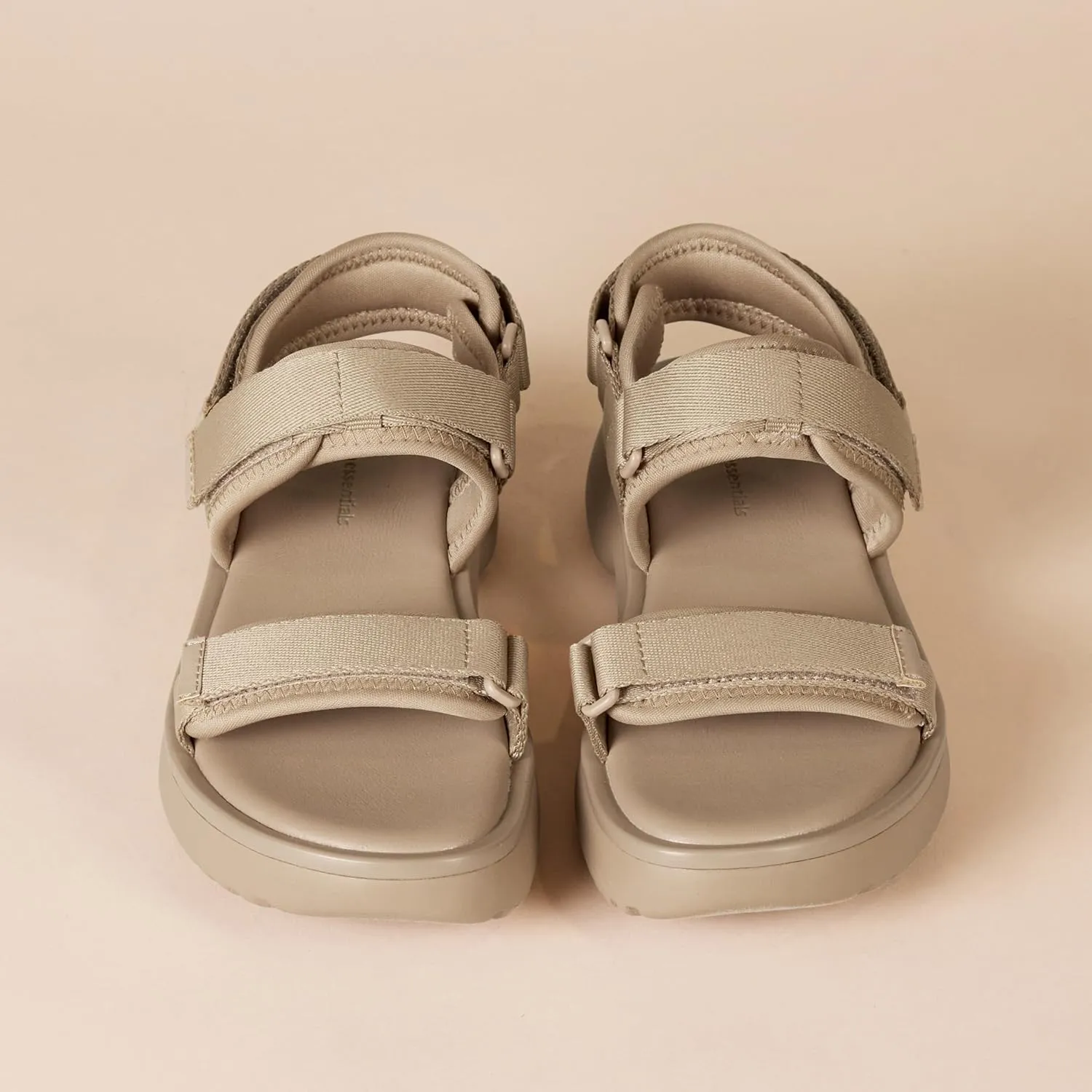 Amazon Essentials Women's Sport Sandal with Memory Foam Insole and Adjustable Padded Straps