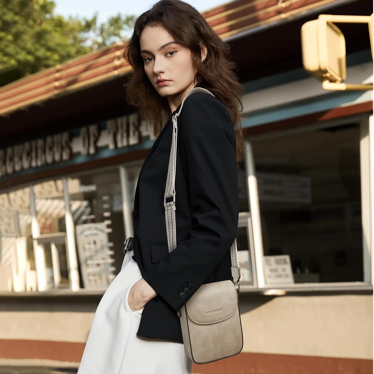 BOSTANTEN Small Crossbody Bags for Women Cell Phone Purse Leather Wallet Handbags with Card Slots