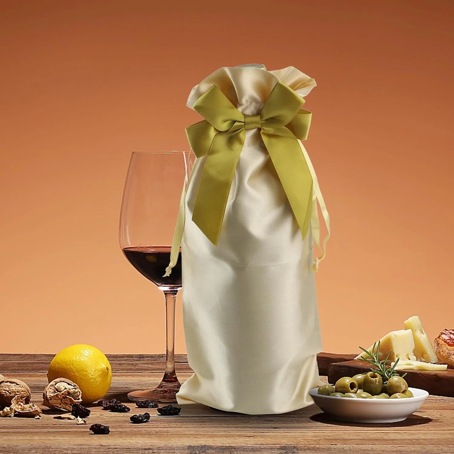 HEVSTIL Satin Wine Bags - 10pcs Gift Bags with Decorative Bows, Reusable Wine Bottle Covers for Christmas, Wedding, Birthday, Travel, Party, Housewarming Gifts - Gold
