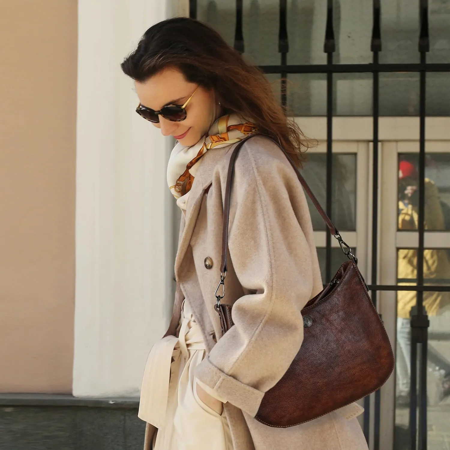 Iswee Shoulder Crescent Bag Crossbody Genuine Leather Purses for Women Handbags Trendy Satchel Designer Half Moon Pocketbooks