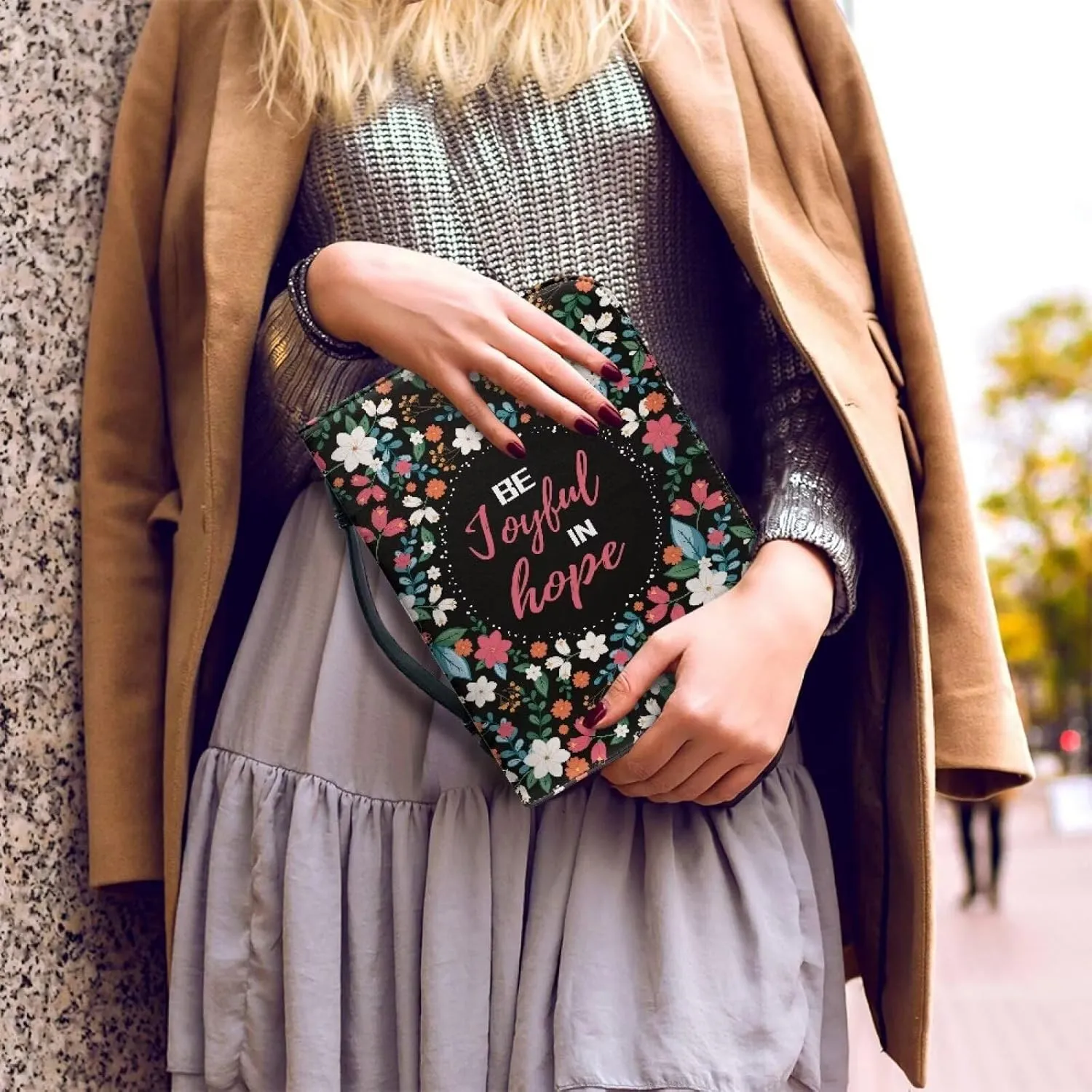 Leather Bible Covers for Women Aesthetic Floral Bible Quotes Bible Carrying Case with Handle