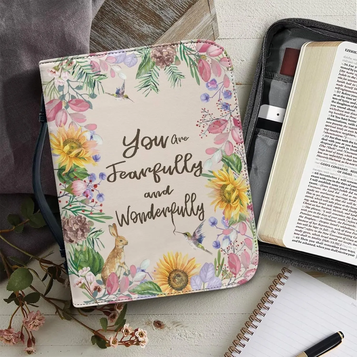 Leather Bible Covers for Women Aesthetic Floral Bible Quotes Bible Carrying Case with Handle