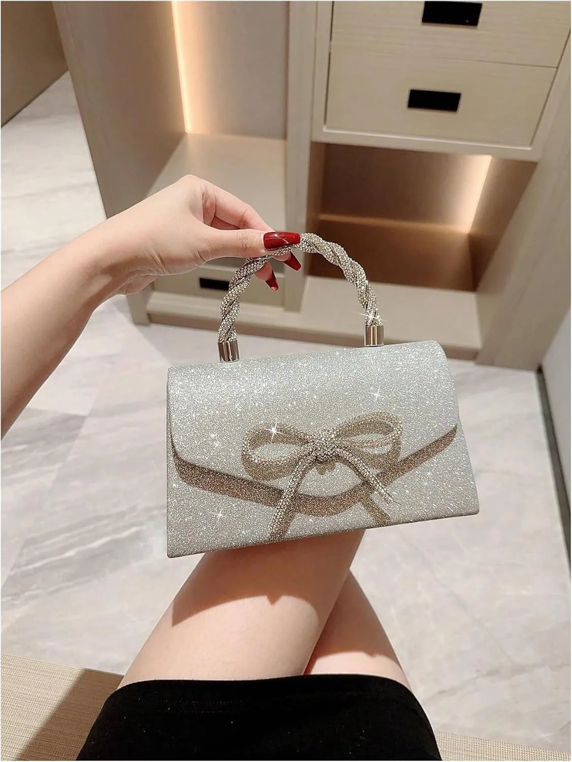 QWINEE Women's Evening Handbag Top Sparkly Rhinestone Bow Knot Handbag Top Handle Flap Magnet Elegant Clutch Purse