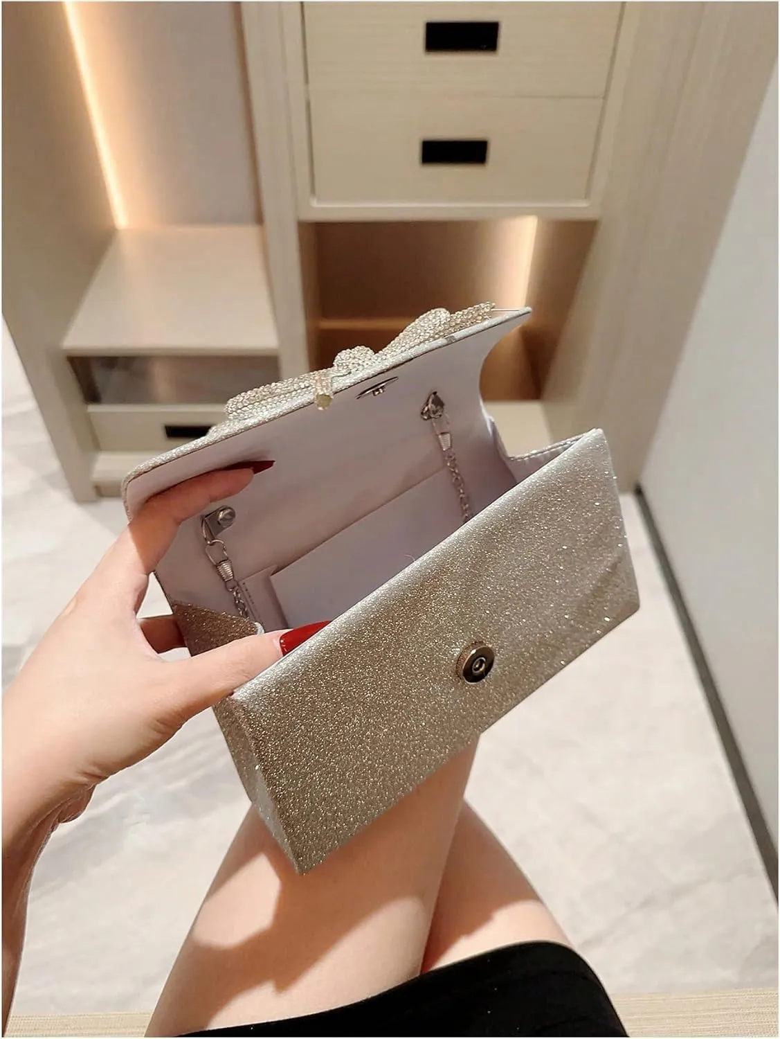QWINEE Women's Evening Handbag Top Sparkly Rhinestone Bow Knot Handbag Top Handle Flap Magnet Elegant Clutch Purse