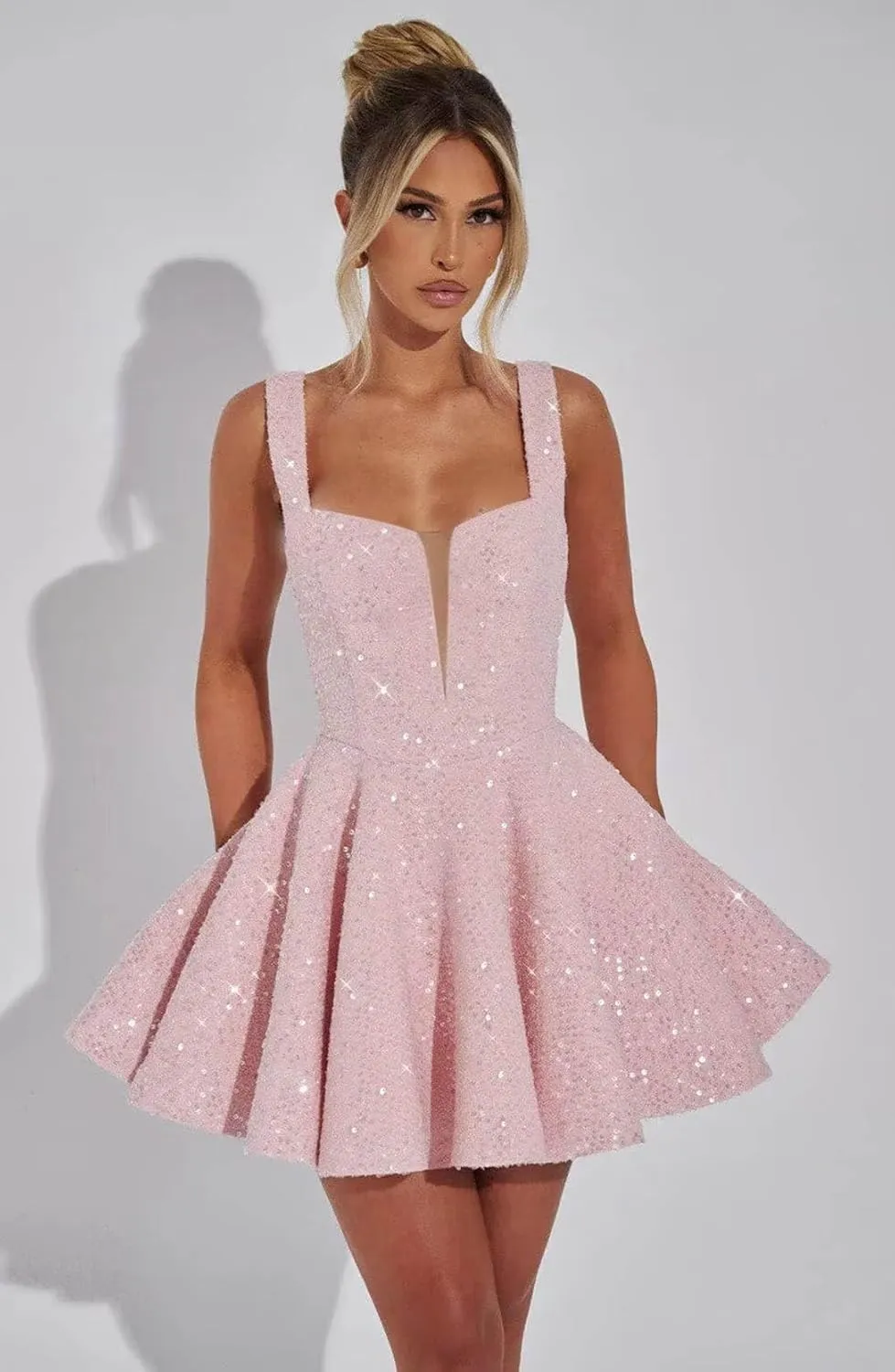 Sparkly Sequin Homecoming Dresses 2025 Short Spaghetti Straps V Neck Cocktail Party Gowns with Bow
