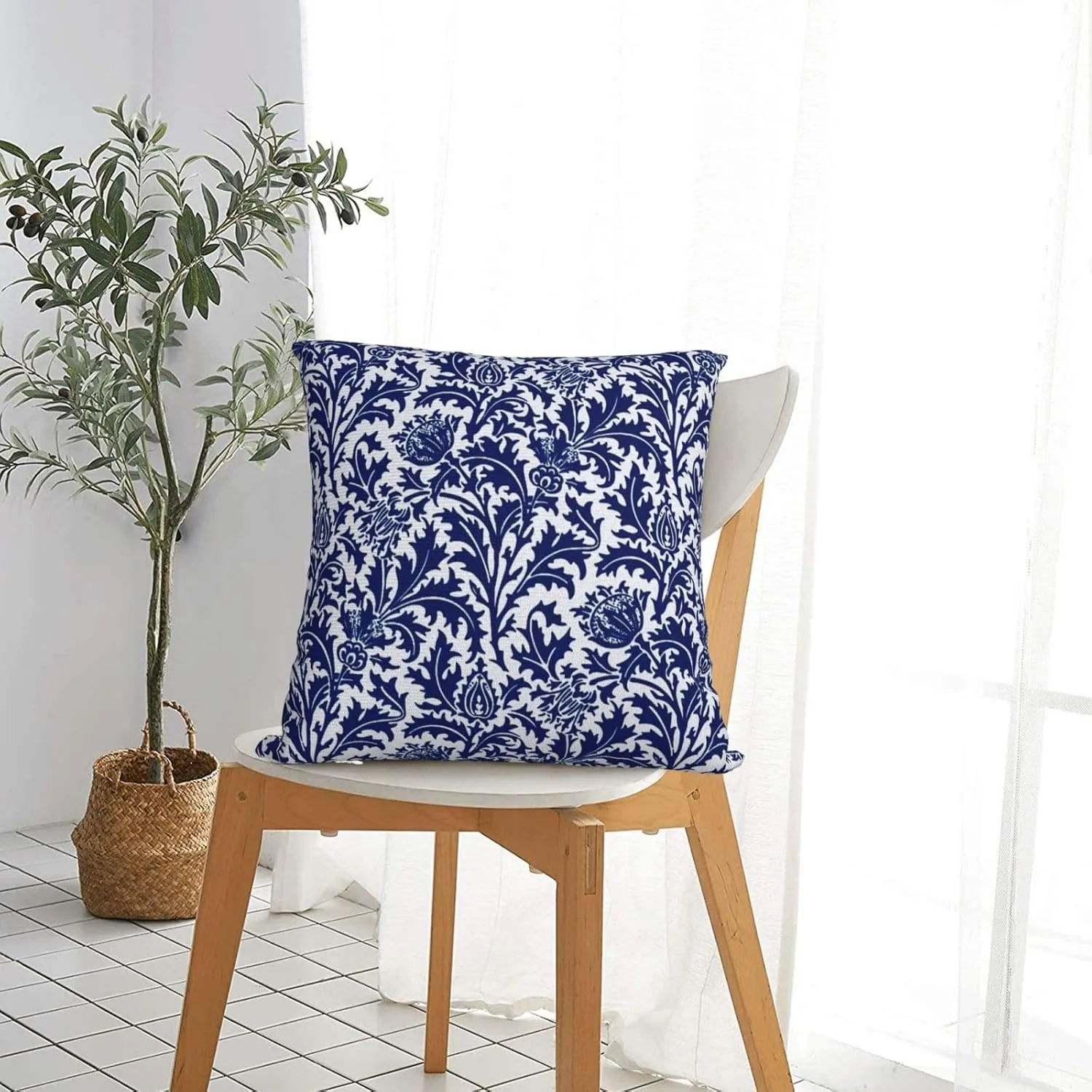 Thistle Damask Navy Blue and White William Morris Greenery Forest Animals Pheasant Decorative Throw Pillow Covers 18x18 inch Soft Pillowcase Aesthetic Cushion Cover for Home Decor Sofa Living Room