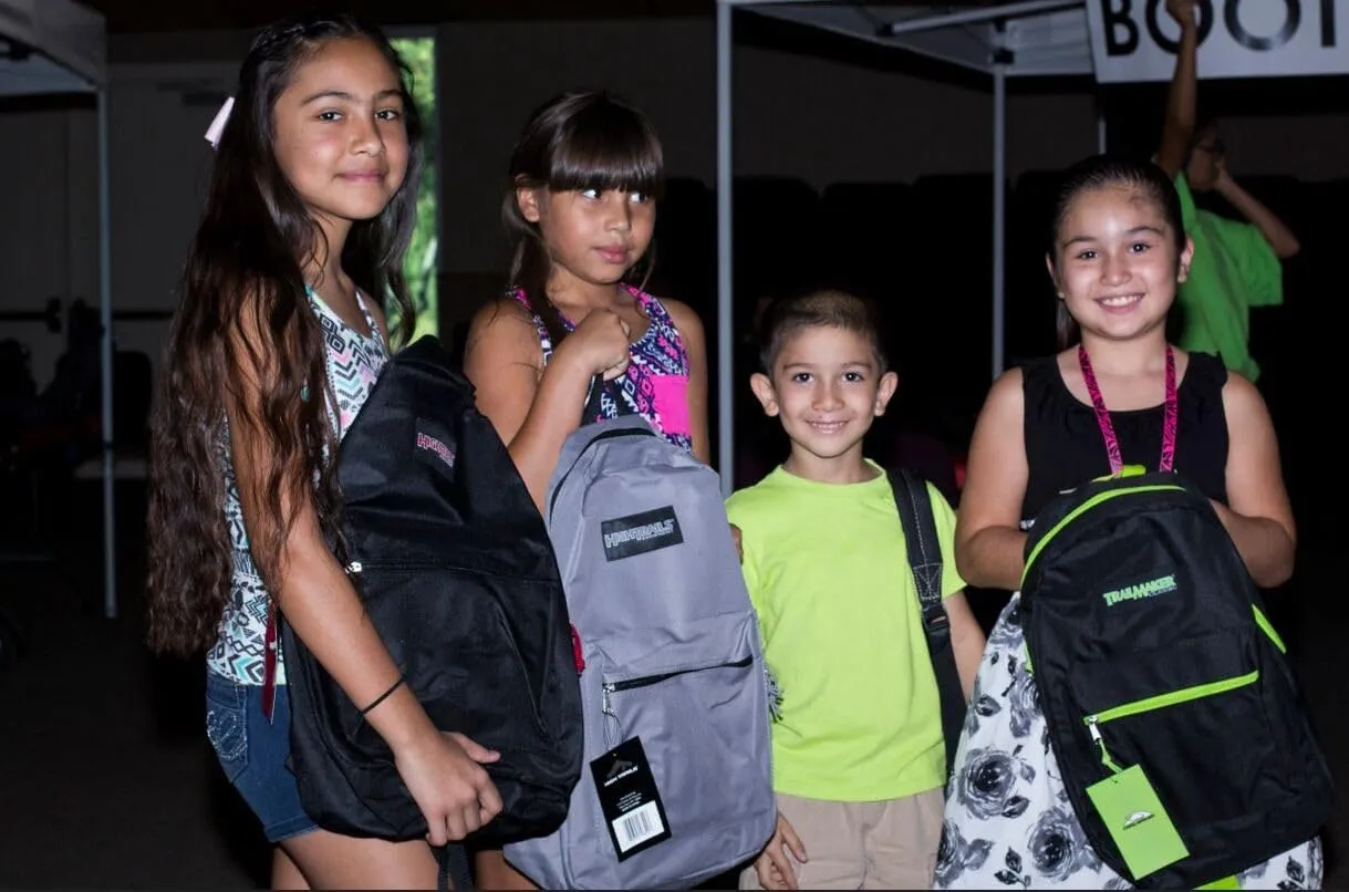 Trail maker 24 Pack Classic Backpacks in Bulk Wholesale Back Packs for Boys and Girls