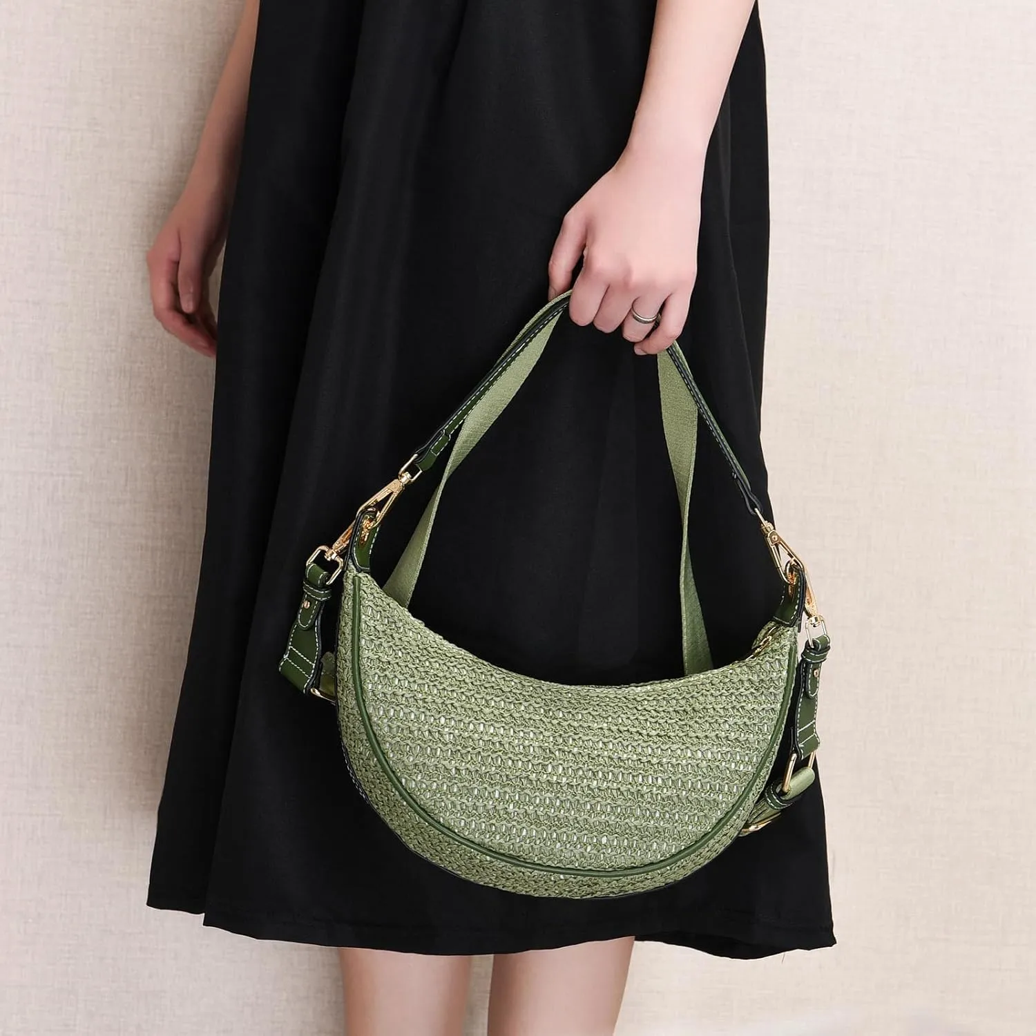Women Straw Woven Shoulder Bag Crescent Shoulder Purse Small Crossbody Bag Hobo Dumpling Bag Casual Shoulder Handbags