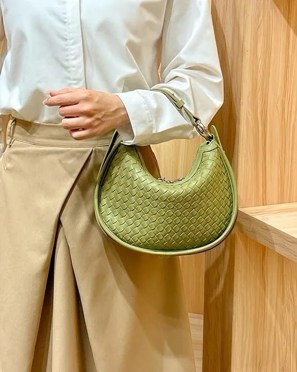 Woven Bag, Premium Leather with Adjustable Straps, Spacious & Organized. Versatile Crossbody, Shoulder Bag
