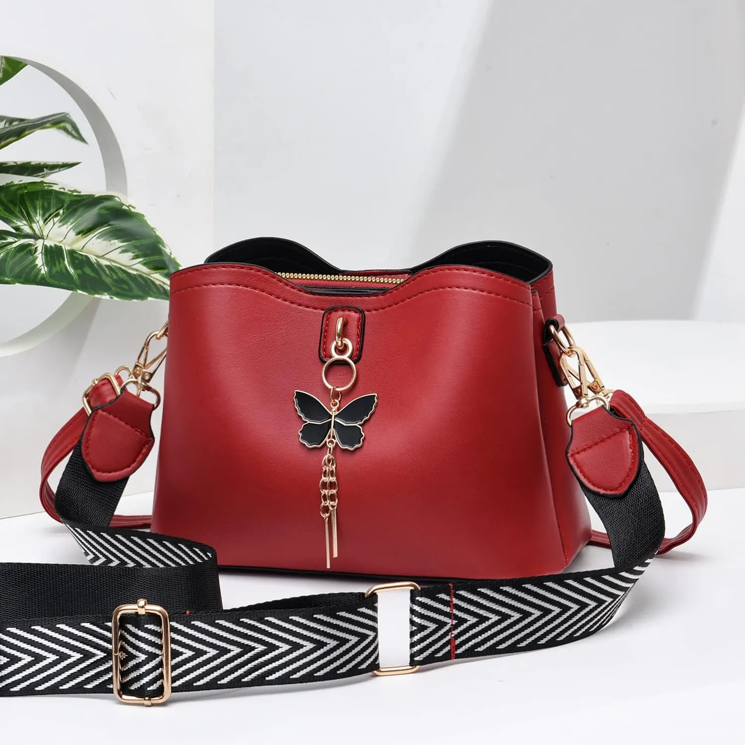 Xiaoyu Small Crossbody Bags for Women Fashion Purses for Teenage Girls Lightweight Handbags Shoulder Bag