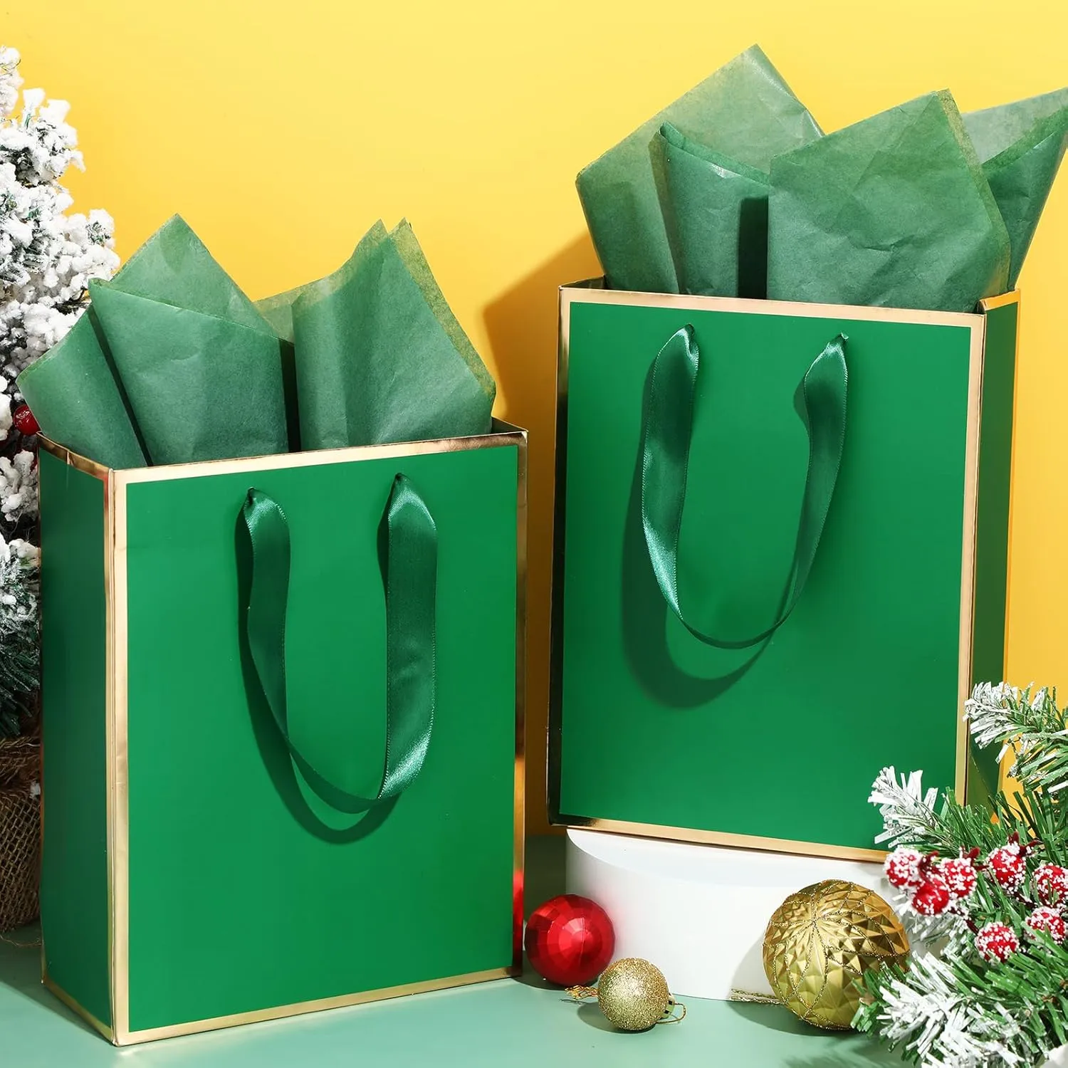 Yeaqee 10 Pack Metallic Paper Gift Bags with Handles Tissue Paper Thank You 5 Senses Gift Bags for Him Her Graduation Baby Shower Wedding Bridal Shower Groomsmen Favor 9 x 7 x 3.15''(Green, Gold)