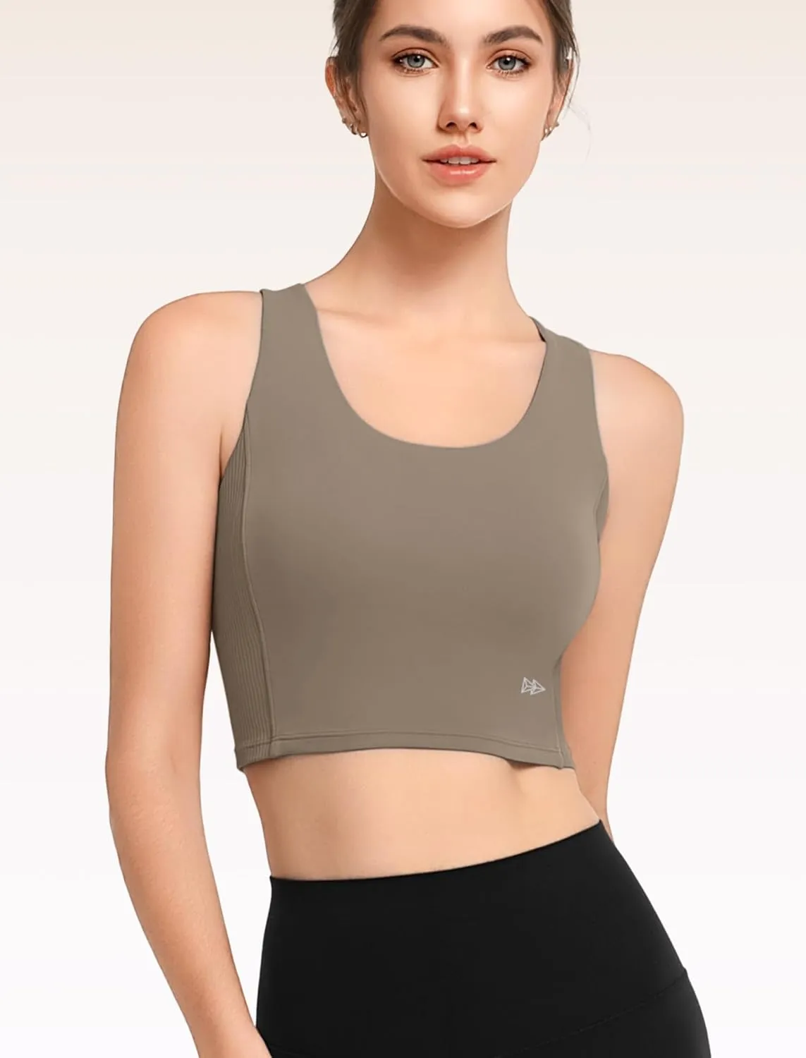 Yvette Elegant Backless Yoga Bra Women's Light Support Sports Bra with Wide Shoulder Straps – Comfort, Style & Secure Fit